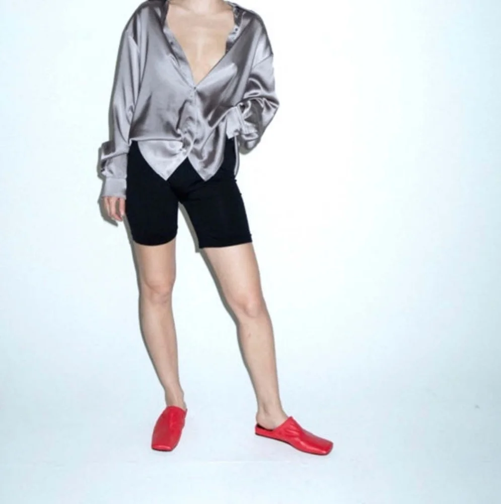 Dubie Red Leather Slip-On Mule Flats - Picture 4 of 13